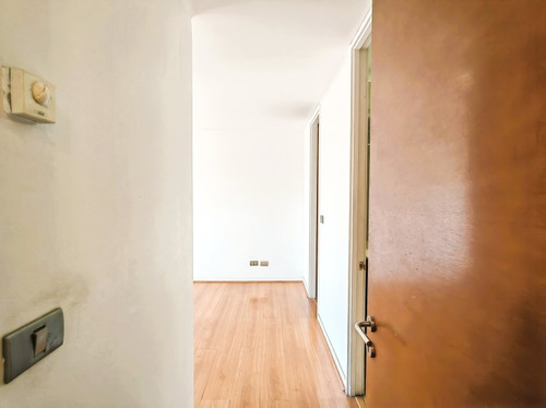 Venta Dublé Almeyda 2d2b1e1b | Ñuñoa - Metro Chile-españa