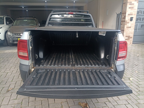Imagem 12 de 12 de Volkswagen Saveiro 1.6 Robust Cab. Simples Total Flex 2p
