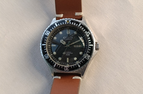 Reloj Citizen Diver 51-2273 Buzos Tácticos Malvinas 1981 Marrón Negro Negro (Usado)