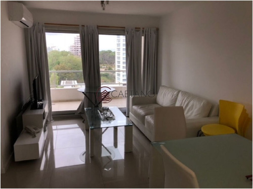 Imagen 2 de 20 de Torre En Zona De Aidy Grill - Punta Del Este Aidy Grill