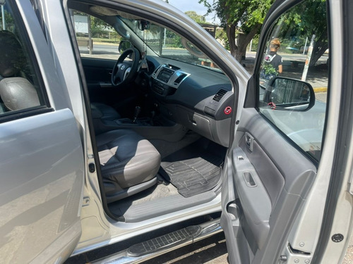 Imagen 8 de 14 de Toyota Hilux Kavak 4x4