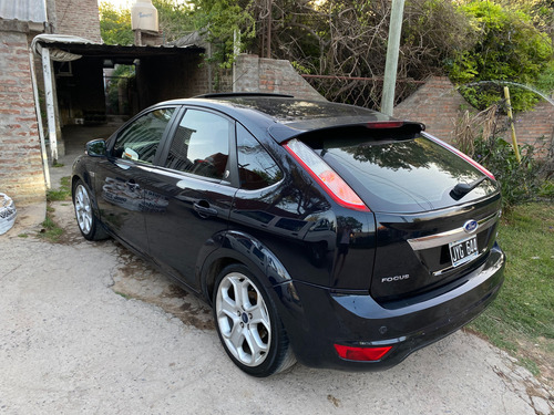 Ford Focus 2 2.0 Ghia Mt