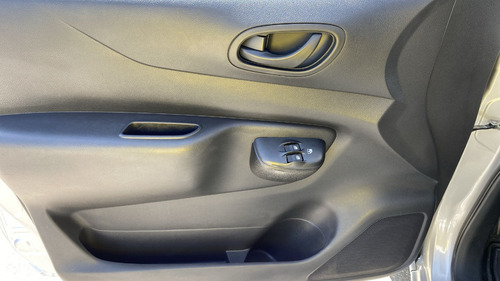 Imagen 14 de 25 de Nissan Np300 Frontier