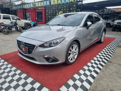 Mazda 3 TOURING 2.0 MT