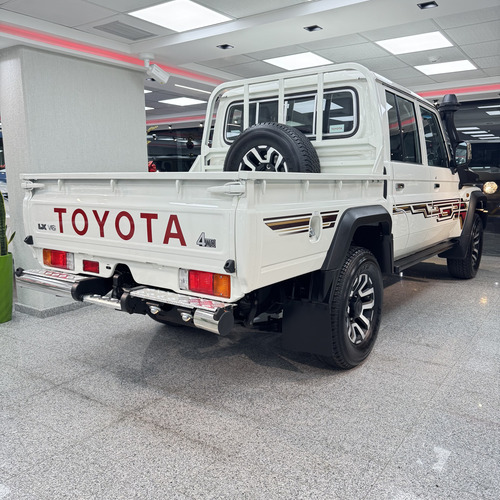 Toyota Hembrita Land Cruiser Lc79lxz Automática