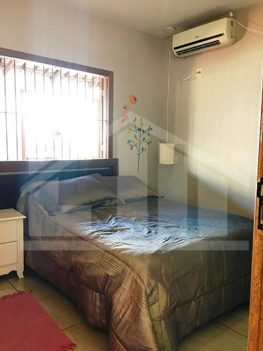 Imagem 17 de 19 de Casa, 4 Quartos Qrts Para À Venda, Com 300,00 M², No Enseada Do Suá,vitória. - 189