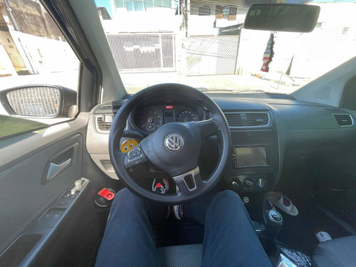Imagem 5 de 5 de Volkswagen Fox 2011 1.0 Vht Trend Total Flex 5p
