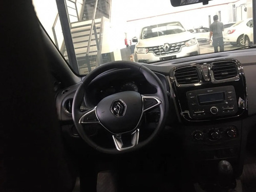 Imagen 11 de 18 de Renault Logan Life 1.6 Nissan Cadenero ¡¡¡¡¡ Oferta M