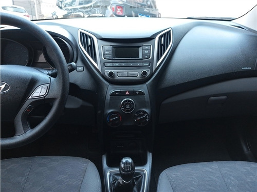 Imagem 7 de 13 de Hyundai Hb20s 1.6 Comfort Plus 16v Flex 4p Manual