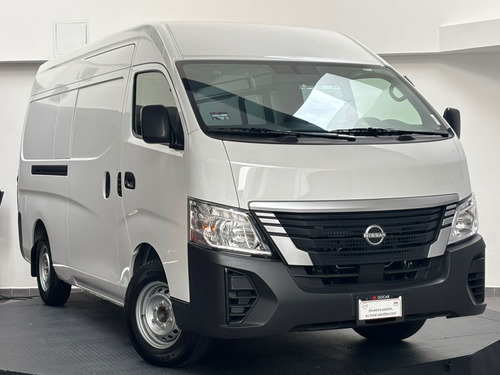 Nissan Urvan PANEL AMPLIA L4 2.5L STD