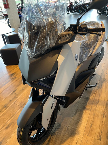 Xmax 250 Abs 2025 (vend Erick)