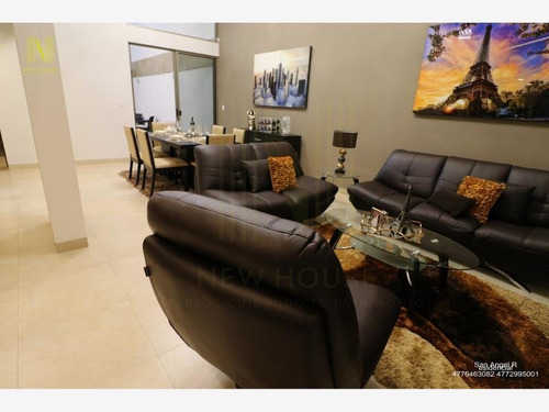Imagen 2 de 14 de Casa En Venta En Residencial San Ángel