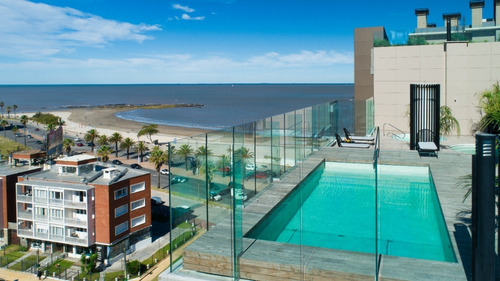 Imagen 11 de 16 de Vendo Apto De 3 Dormitorios Con Excepcional Vista Al Mar