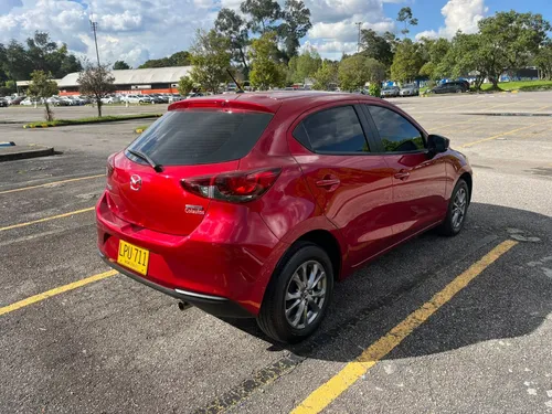 Mazda 2 (2) (fl) Touring Mt 1500cc 6ab