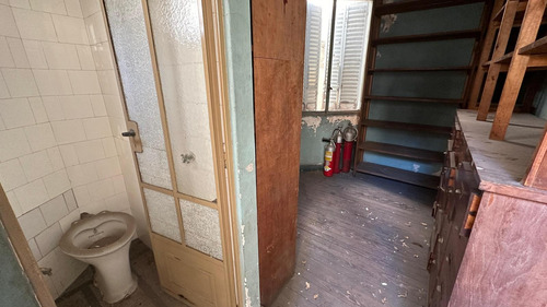 Casa- Deposito En Venta En Balvanera