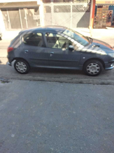 Peugeot 206 2008 1.4 Presence Flex 5p