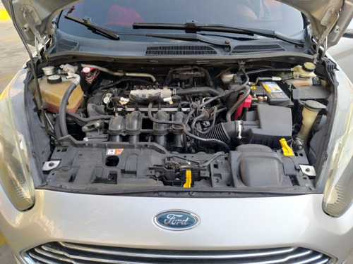 Imagen 10 de 11 de Ford Fiesta Titanium
