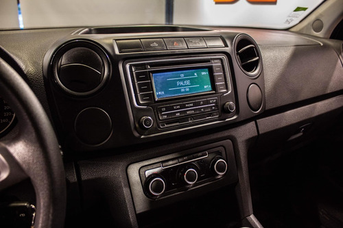 Imagen 11 de 13 de Vw Amarok Trendline 2.0 Tdi 4x4 91.000km 2015 Blanco