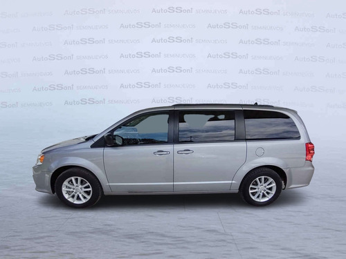 Imagen 2 de 15 de Dodge Grand Caravan 2019 5p Sxt Plus V6/3.6 Aut