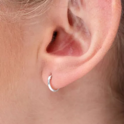 100 inspirações de piercings na orelha, nariz e boca - Blog