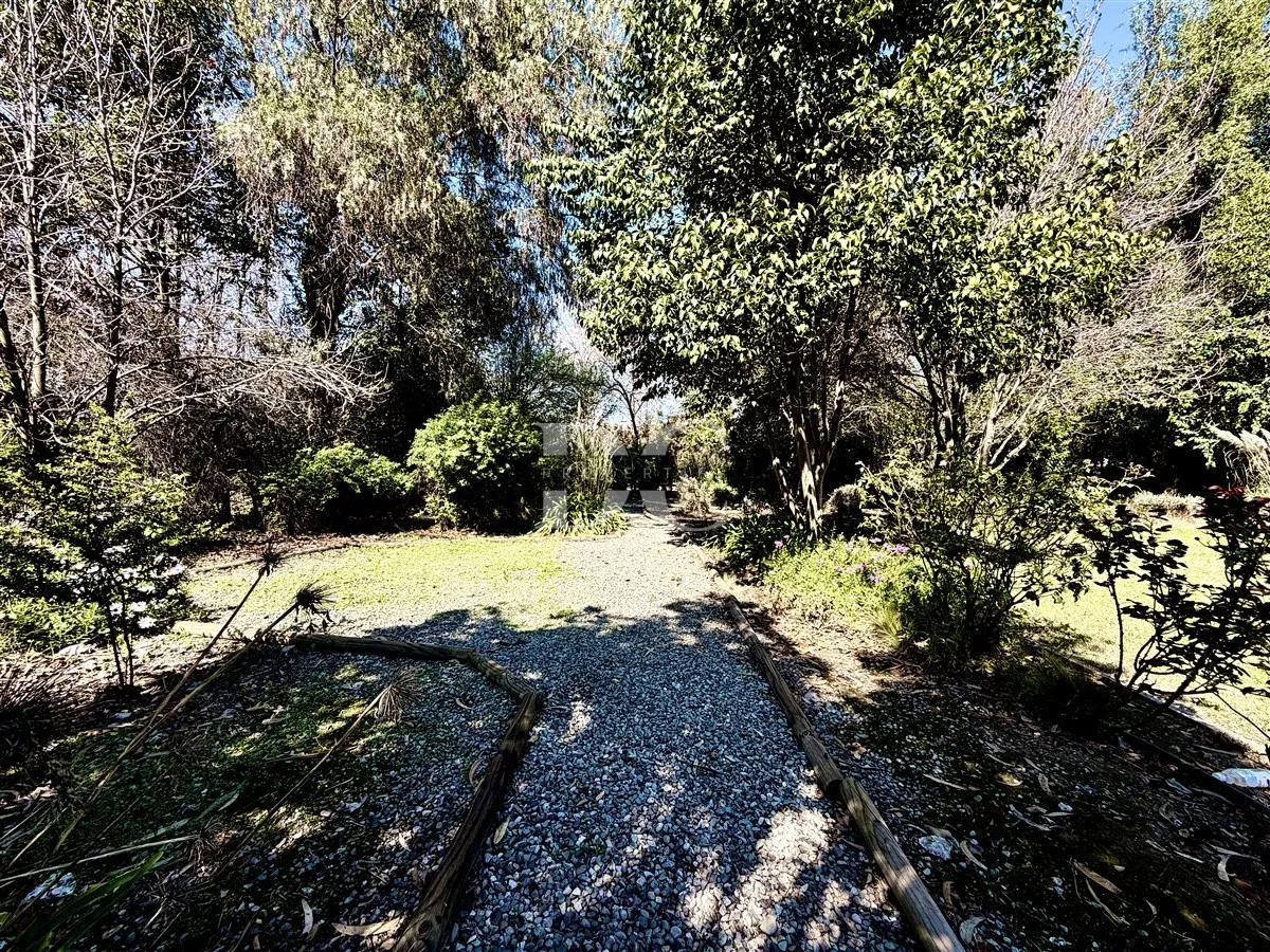 Casa En Venta De 3 Dorm Mas Servicio Brisas De Chicureo