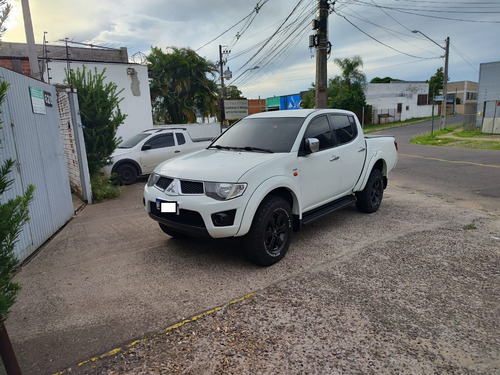 Mitsubishi L200 3.2 Triton Hpe Cab. Dupla 4x4 Aut. 4p