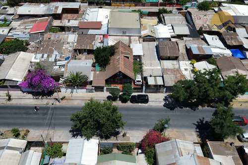 Se Vende Casa, 6 Dormitorios 2 Baños, Comuna San Ramón.