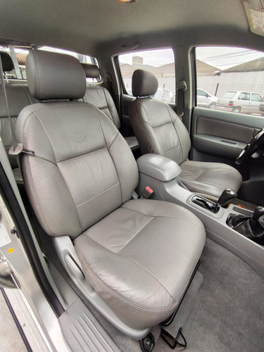 Toyota Hilux 3.0 Srv Cab. Dupla 4x4 4p
