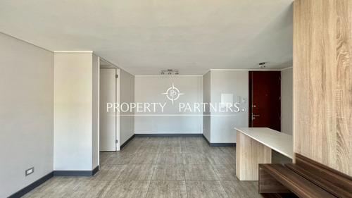 Propiedad En Arriendo En Calle Santa Cristina, Mac...