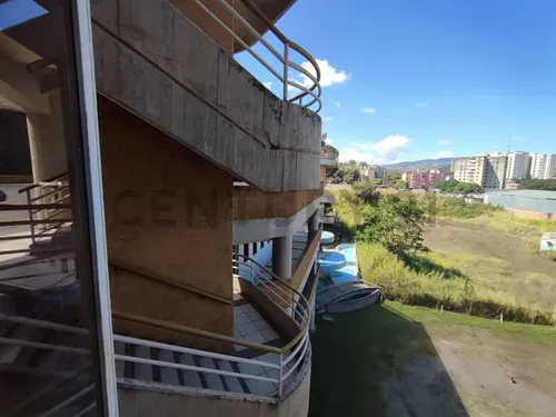 Local Comercial En Alquiler