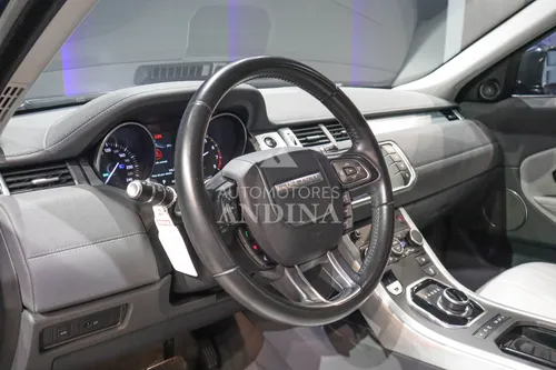 Land Rover Evoque 2.0T DYNAMIC SE SI4