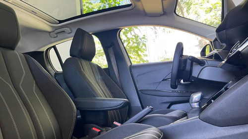 Imagen 20 de 25 de Peugeot 208 Feline Tiptronic Gz