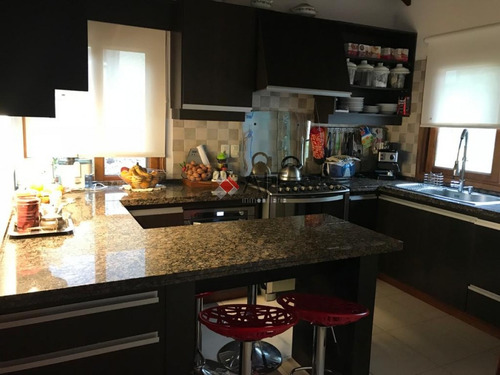 Imagen 7 de 14 de Venta Temporada !! Preciosa Casa Con Piscina, 3 Dormitorios, 3 Baños