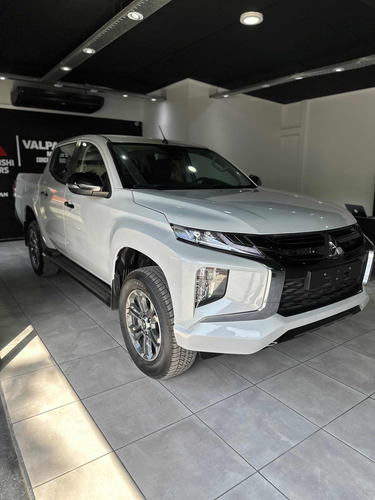 Mitsubishi L200 2.4 Di-d High Power 181cv Cuero