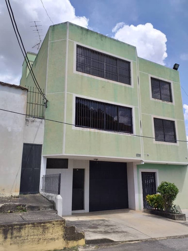 236817 Yt Edificio Comercial Y Residencial En Venta En Los Colorados