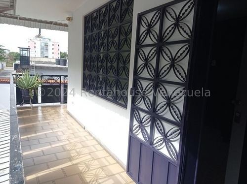 Local Comercial En Alquiler En La Avenida Libertador En Barquisimeto Cod.25-3432 Nd