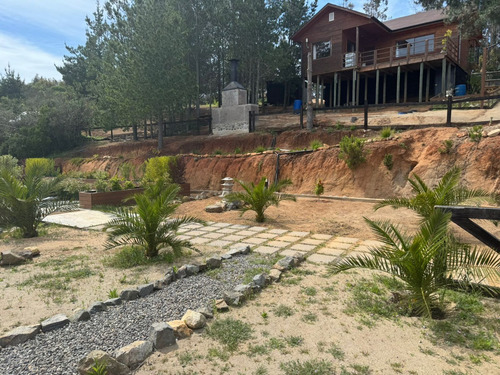 Se Vende Hermosa Parcela Con 3 Cabañas En Melosilla