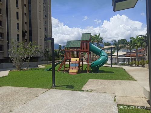 Se Vende Hermoso Apartamento En Los Naranjos Del Hatillo Ye 