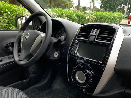 Imagem 6 de 9 de Nissan March March Sl 1.6 Flex Aut.