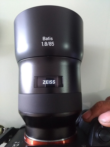 Lente Zeiss Batis 85mm F / 1.8 Para Sony E