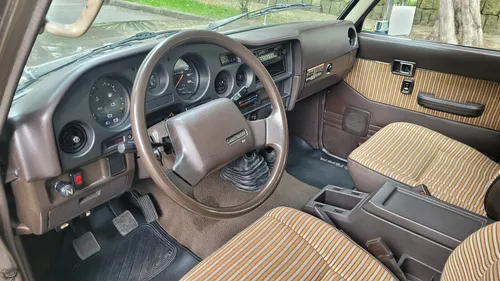 Toyota Land Cruiser Fj62 Versión Gx