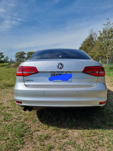 Volkswagen Vento 2.5 Luxury 170cv