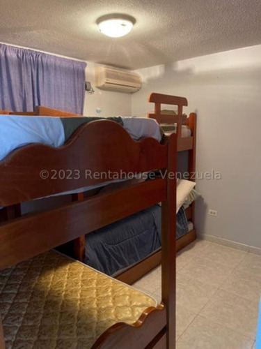 Venta De Apartamento En Higuerote Jg