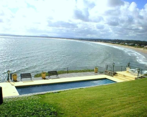 Imagen 1 de 17 de Casa En Venta De 5 Dormitorios En Punta Ballena
