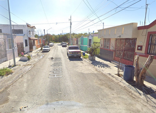 Casa En Remate, Excelente Oportunidad De Inversion. Adjudicada. Hda. Sta. Elena 210, Hacienda Santa Lucía 1er. Sector, 67267 Cdad. Benito Juárez, N.l.