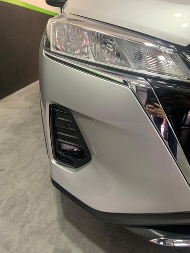 Imagen 15 de 17 de Nissan Kicks Advance Cvt