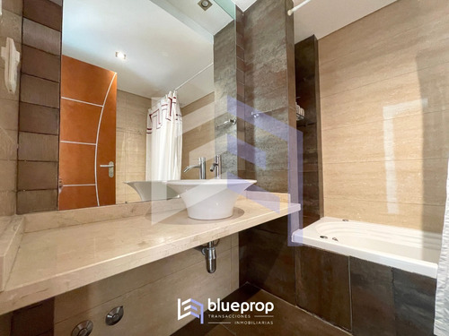 Imagen 17 de 20 de Apartamento En Venta En Piso Alto Con Vistas A Playa Mansa De Punta Del Este.