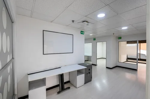 Oficina En Arriendo/venta En Porciúncula. Cod A1105052