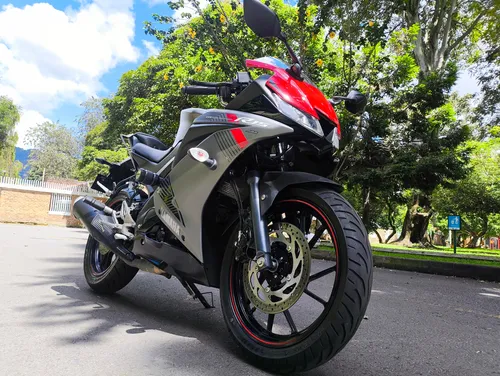 Yamaha R15 V3 2025