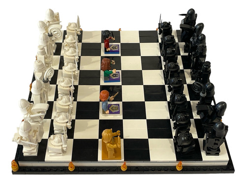 Ajedrez De Harry Potter De Bloques Bricks 876pz + 4 Figuras (Usado)